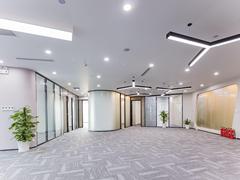 文博大厦 中层 865平米 7+1格局