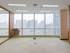 中洲控股金融中心 中层 215平米 3+1格局