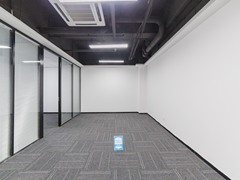 深圳高新技术产业园 低层 113平米 2+1格局