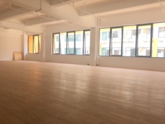 众里创新社区(洪浪北) 低层 308平米 精装_办公室出租